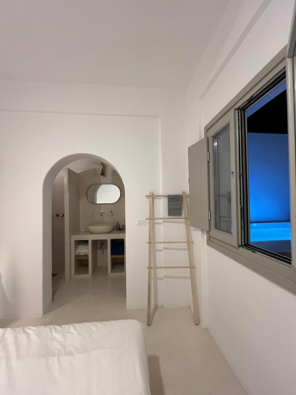 Ios Alcyon Blue Suites Exterior photo
