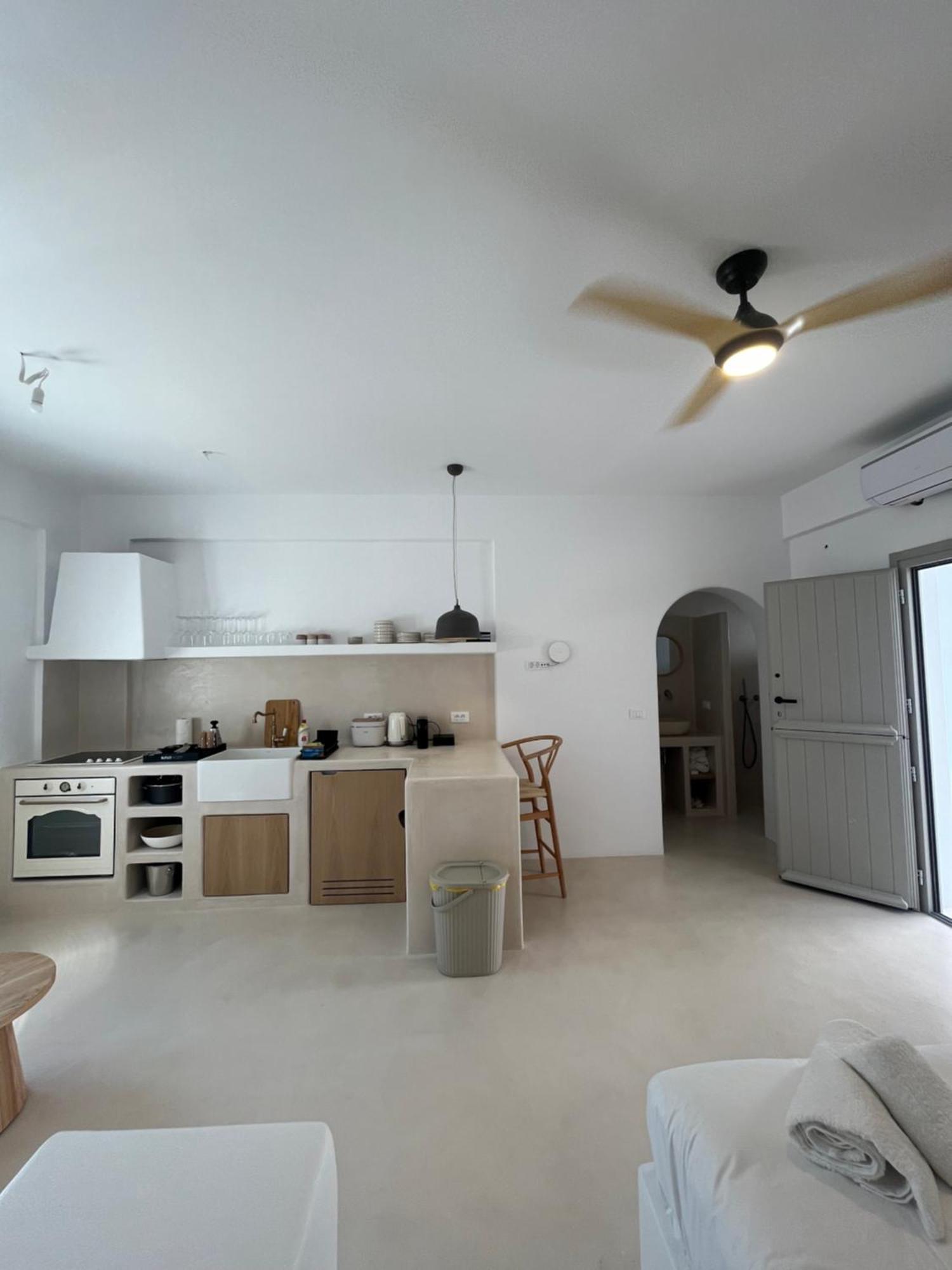 Ios Alcyon Blue Suites Exterior photo